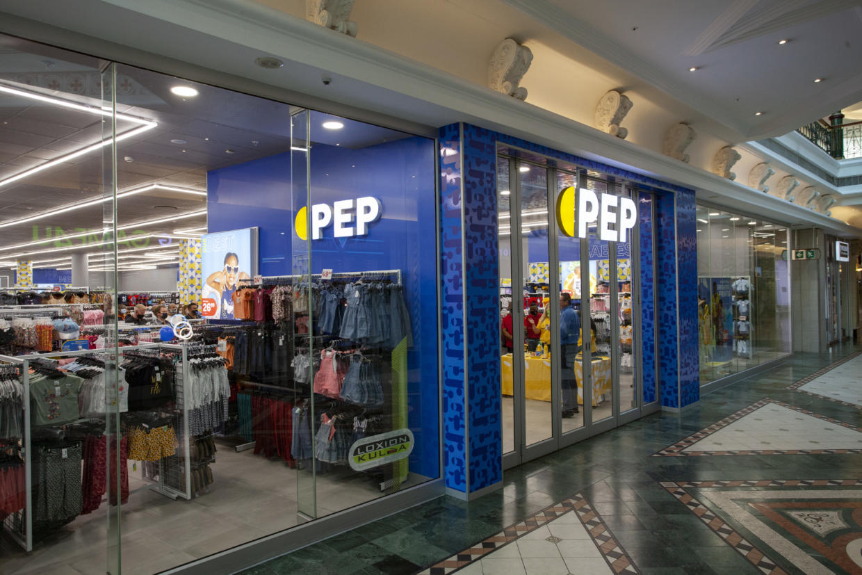 shoe store canal walk